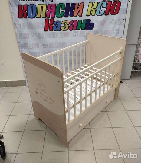 Детская кроватка маятник-ящик Cosmic