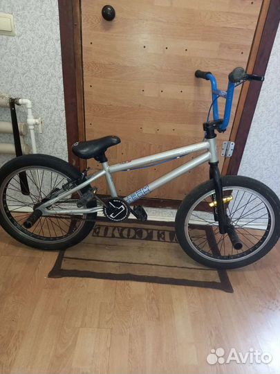 Детский велосипед bmw