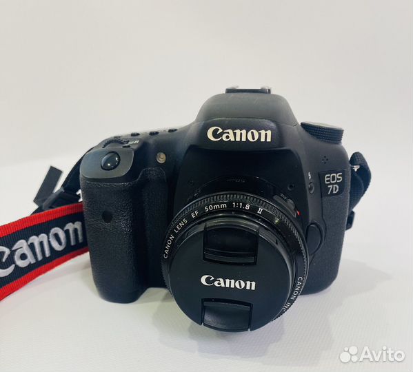 Зеркальный фотоаппарат canon