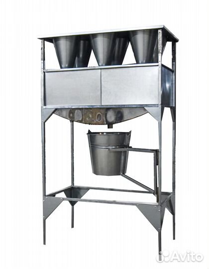 Стойка для убоя птицы с конусами и ведром