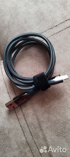 Шнур для зарядки телефона