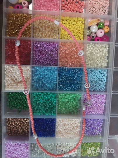 Украшения из бисера