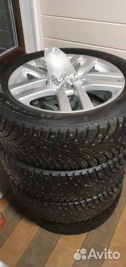 Колеса шины Pirelli диски Replay Toyota Lexus