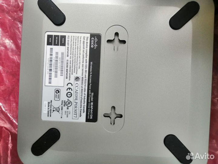 Wi-Fi роутер Cisco