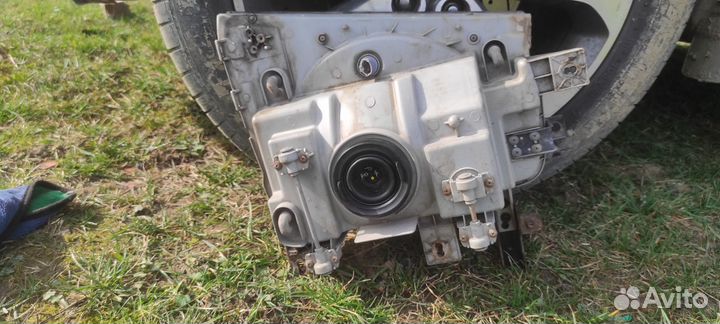 Фара передняя левая hyundai HD 78