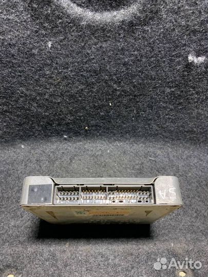 Блок управления двигателем Toyota Corolla