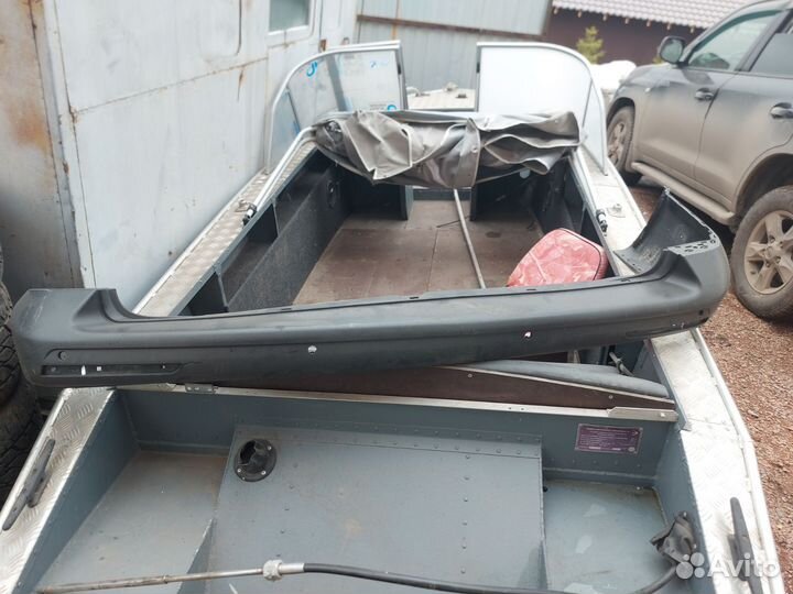 Задний бампер