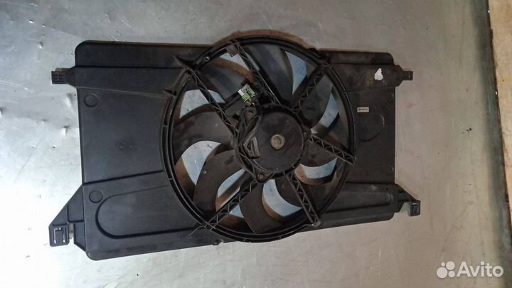 Вентилятор радиатора Ford C-Max 2005 3M518C607EC