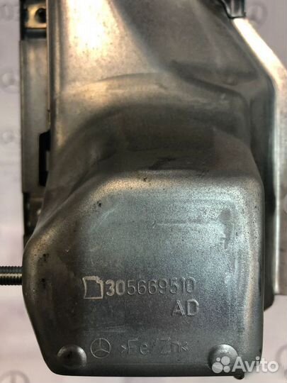 Подушка безопасности коленная SRS Mercedes W204