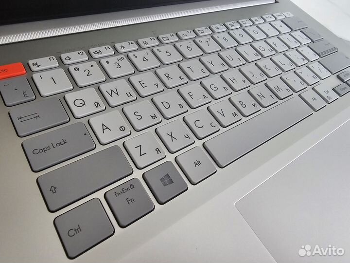 Asus vivobook pro 14x oled (core i5, RTX 3050 )