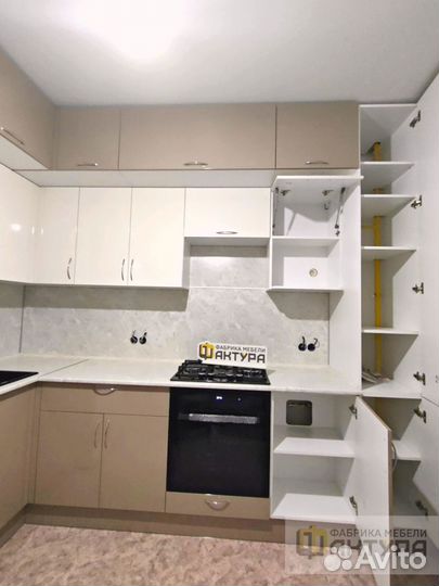 Кухни на заказ / 3D дизайн кухни