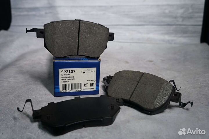 Тормозные колодки передние Murano