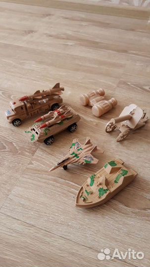 Детские игрушки Вооруженных Сил СССР и России