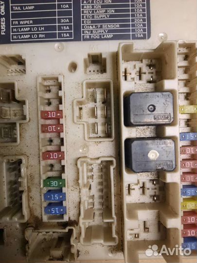 Блок предохранителей Nissan Tiida c11