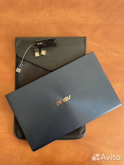 Компактный игровой ноутбук asus ZenBook UX333F