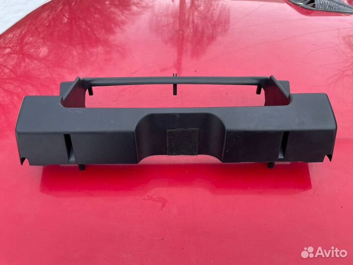 Облицовка щитка приборов audi 80B2
