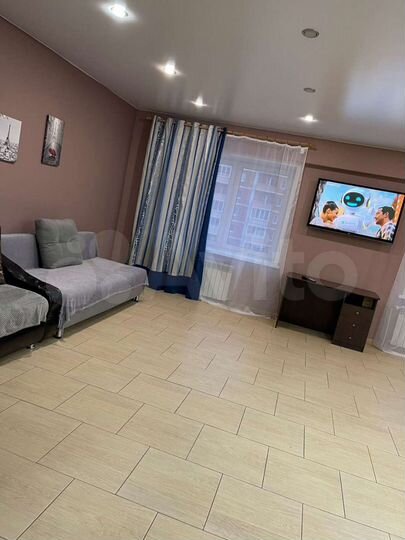 2-к. квартира, 60 м², 10/16 эт.