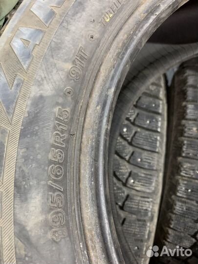 Bridgestone Blizzak Spike-01 195/65 R15