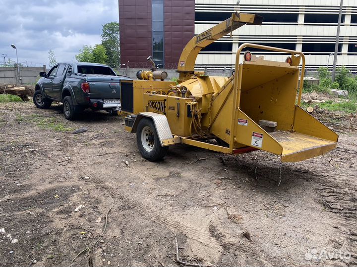 Дробилка деревьев. Измельчитель стволов и веток