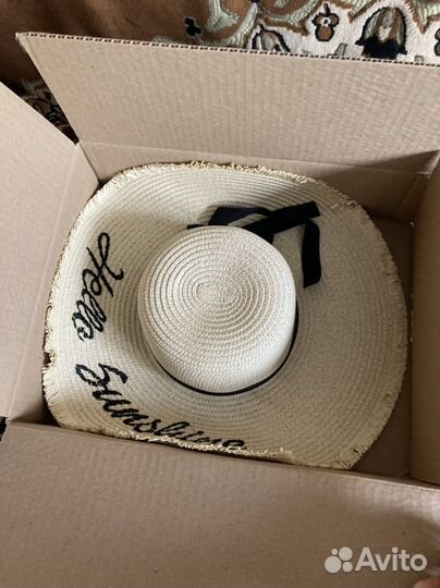 Шляпа новая