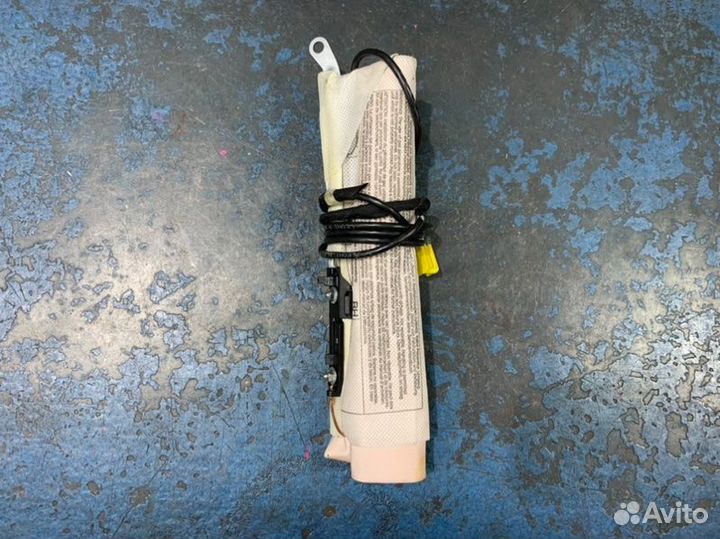 Подушка в сиденье правая Volkswagen Passat Cc