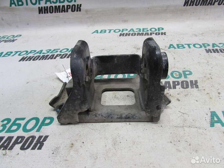 Кронштейн кпп для Kia Sportage 2 2004-2010г
