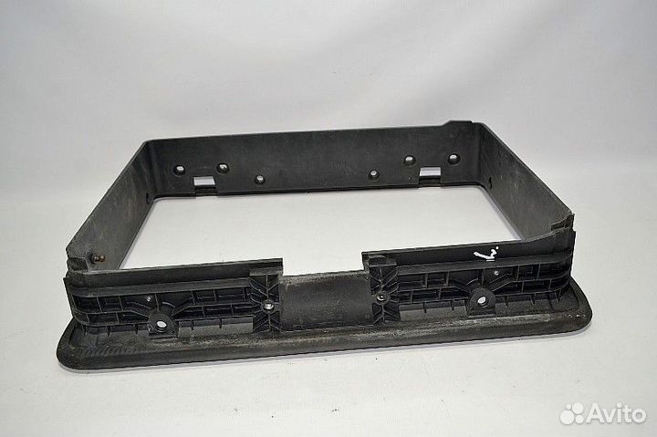 Пластиковая рама люка бокового ящика кабины, левая