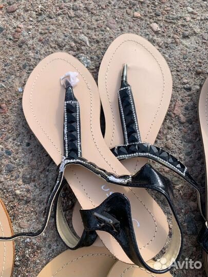 Сандали новые