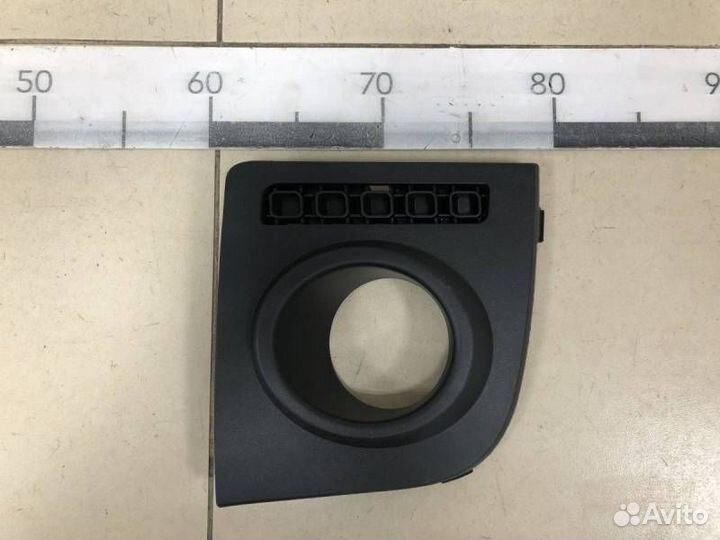 Рамка противотуманной фары левой Ford Fusion JU 20