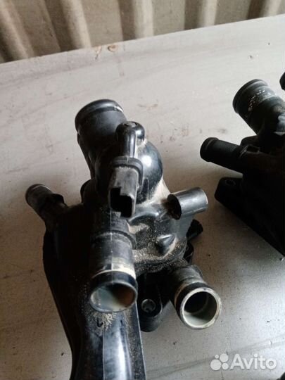 Термостат на peugeot 308 citroen С4. еп6