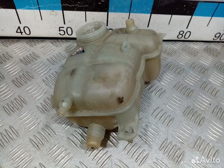 Б/У Бачок расширительный#001