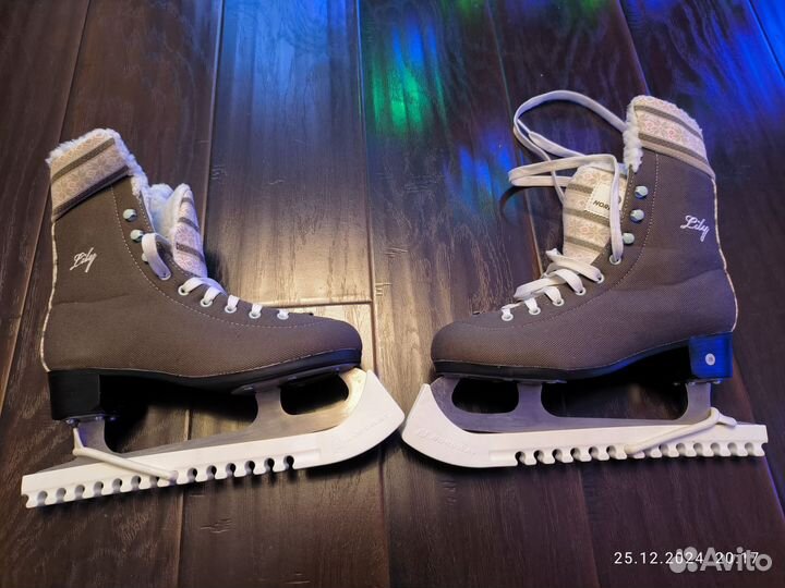 Коньки фигурные