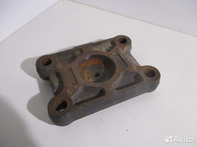 Проставка рессоры Volvo 20828350