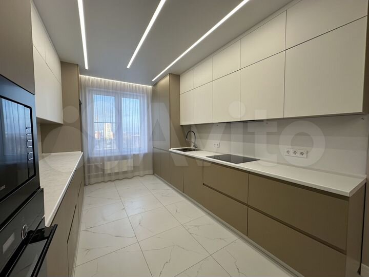 4-к. квартира, 142 м², 8/16 эт.