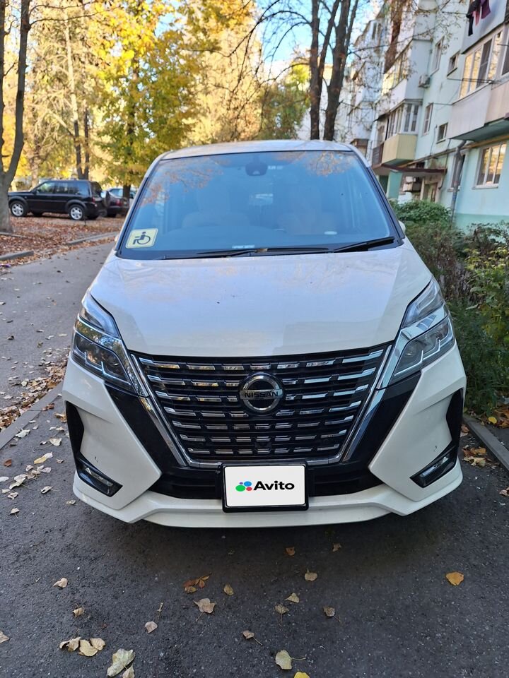 Nissan Serena: фото владельца