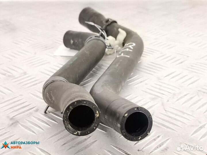 Патрубок отопителя (печки) seat Ibiza 2 рест