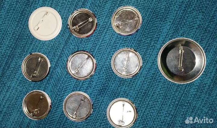 Значки с аниме