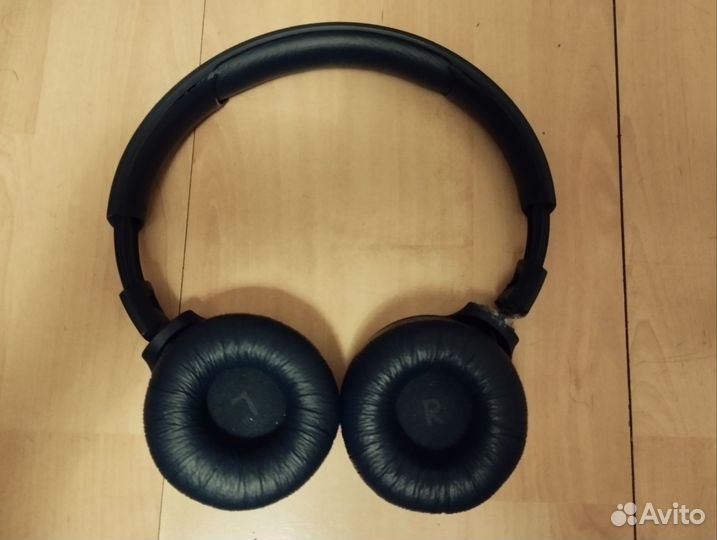 Беспроводные наушники JBL t510bt