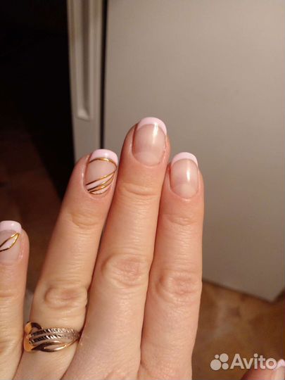 Маникюр на дому