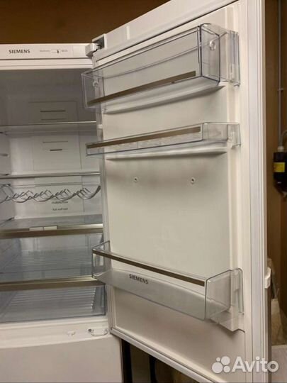 Холодильник Siemens в отличном состоянии