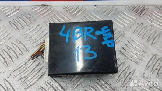 Блок управления toyota RAV 4 ZCA2 (4BR13NC01)