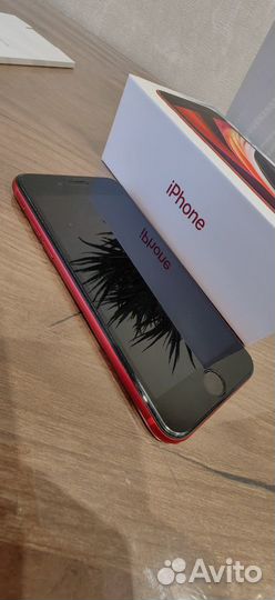 iPhone SE (2020), 64 ГБ