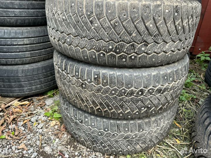 Continental ContiIceContact 215/55 R17 98T