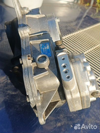 Механический инжектор KE-Jetronic mercedes 124 3.0