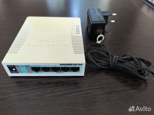 Mikrotik routerboard 951G-2HnD за 2 цена