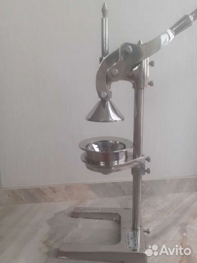 Соковыжималка ручная Пресс