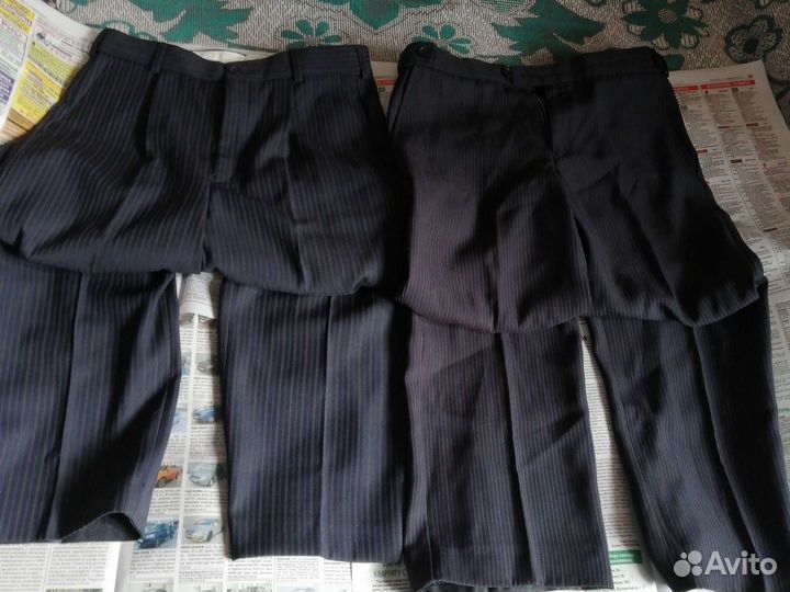 Костюм школьный. Брюки разные