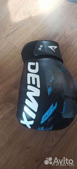 Боксерские перчатки 10 oz детские