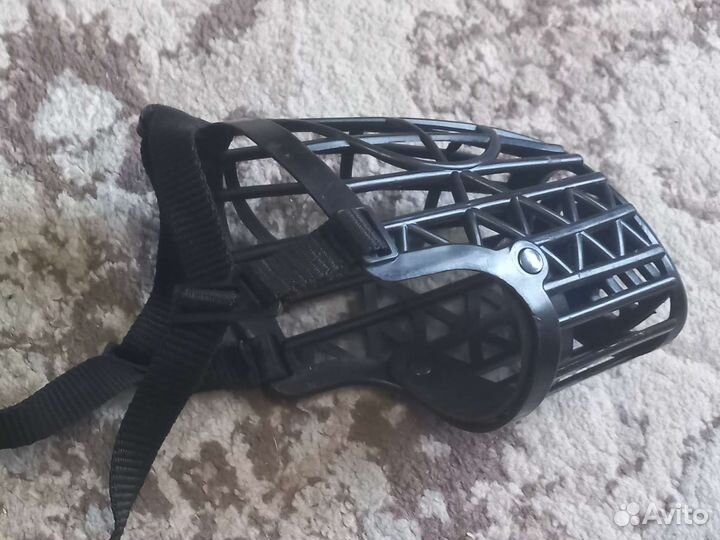 Намордник, ошейник для собаки