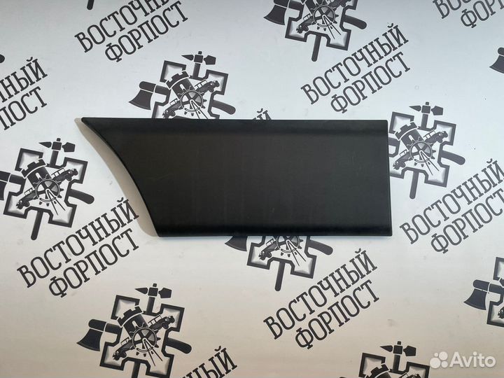 Молдинг крыла заднего Renault Master